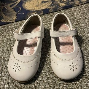 Stride Rite White Leather Dress Shoes